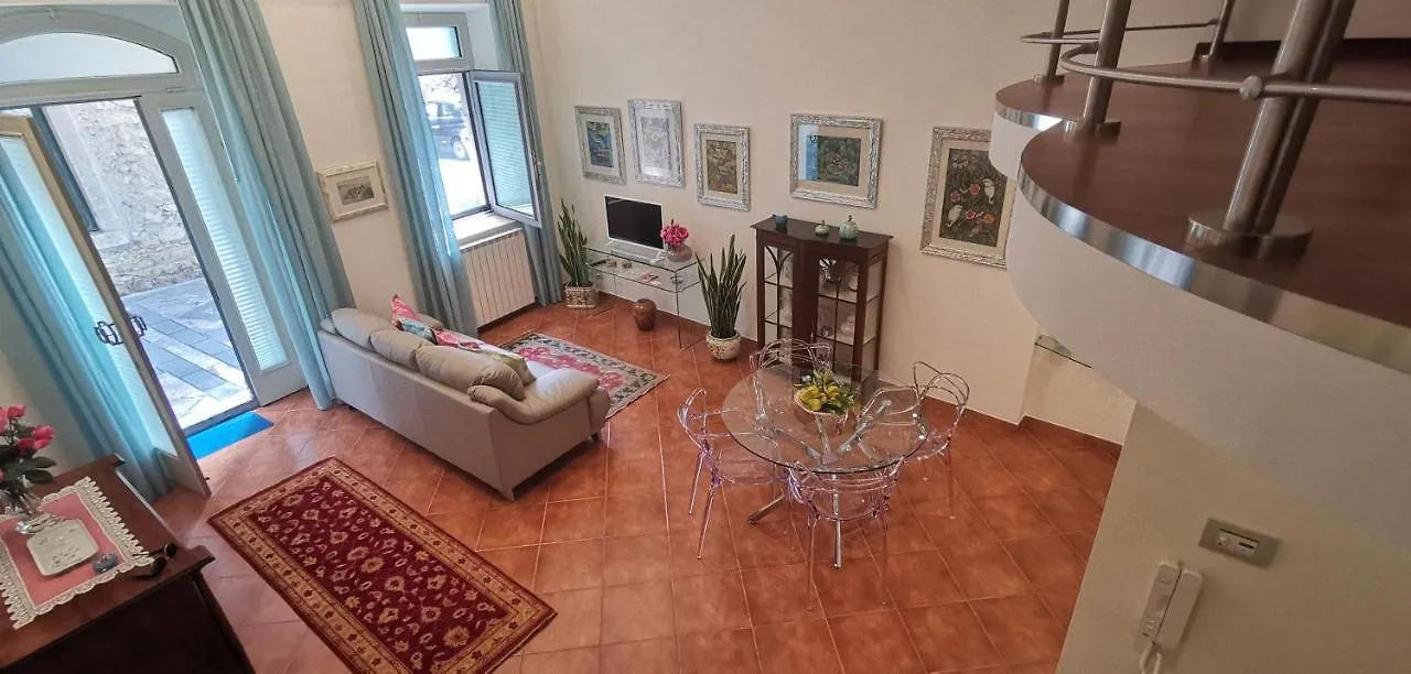 Luxury Apartment Carmen N 2 Centro Storico Di Taormina