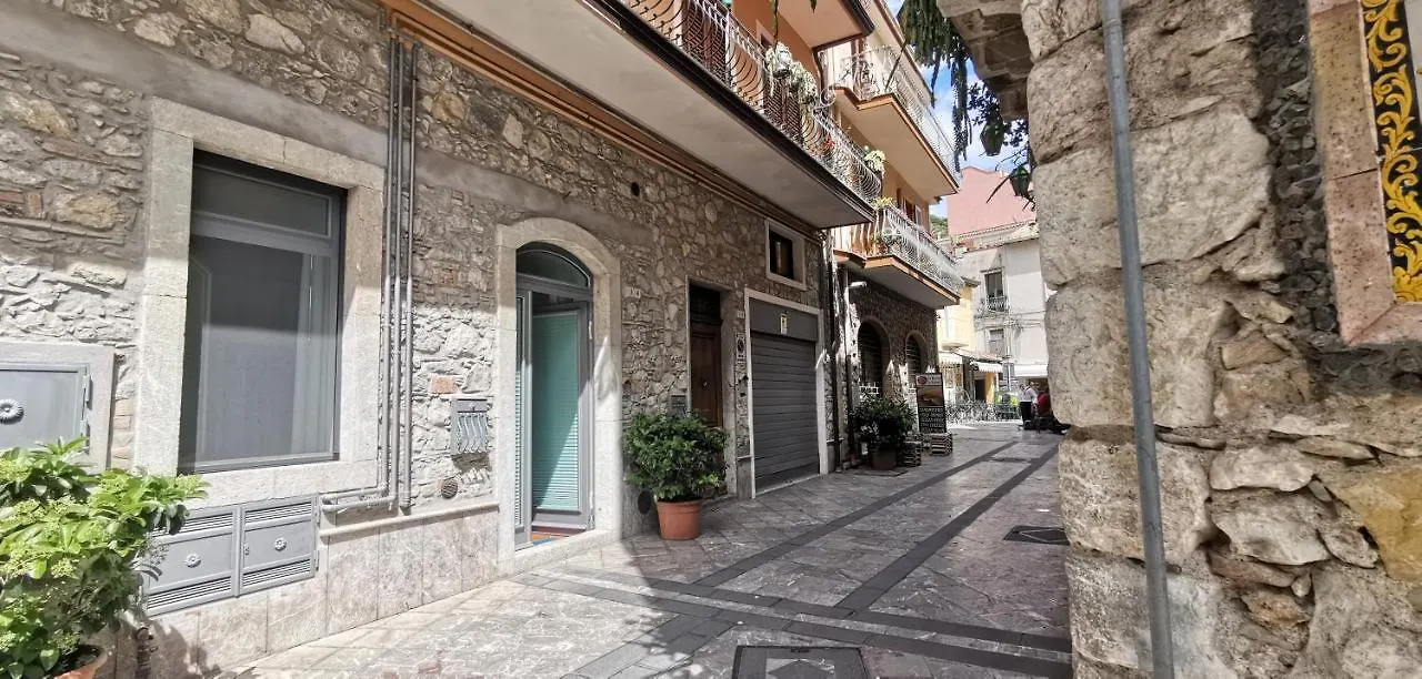 Luxury Apartment Carmen N 2 Centro Storico Di Taormina