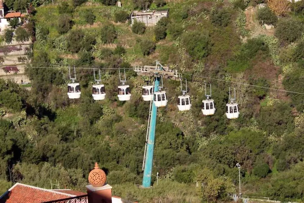Luxury Apartment Carmen N 2 Centro Storico Di Taormina Holiday home