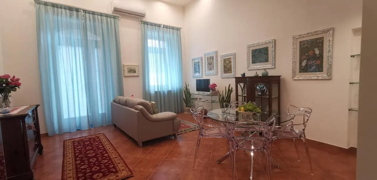 Luxury Apartment Carmen N 2 Centro Storico Di Taormina