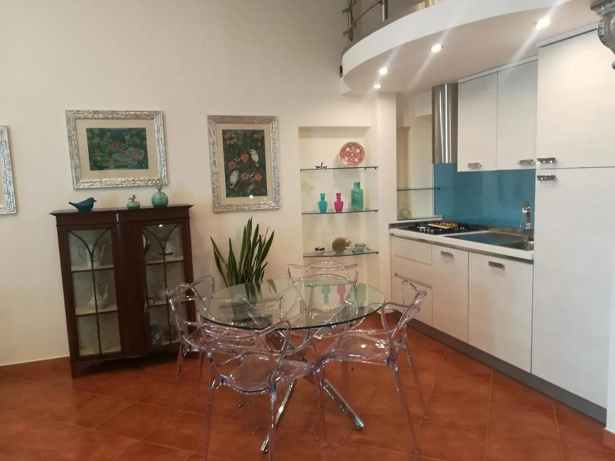 Luxury Apartment Carmen N 2 Centro Storico Di Taormina 0*,