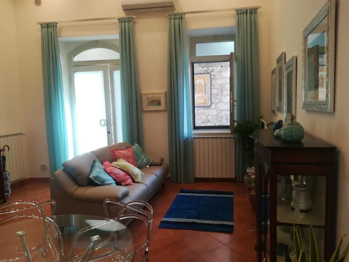 Luxury Apartment Carmen N 2 Centro Storico Di Taormina 0*,